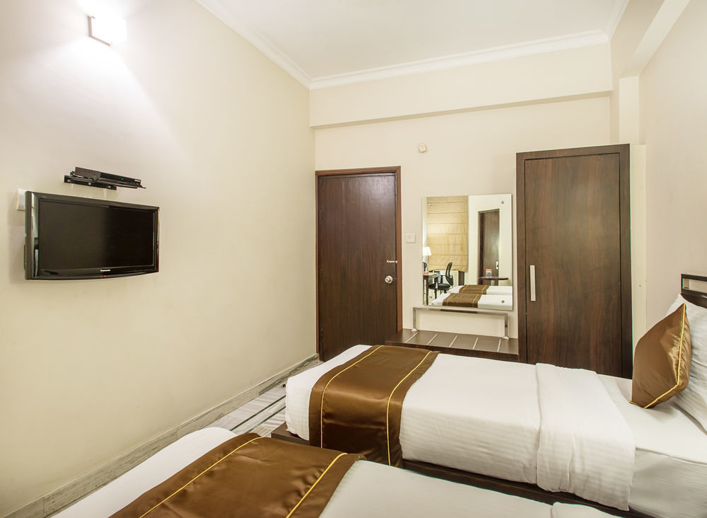 Oyo Rooms Mi Road Jaipur Exterior photo